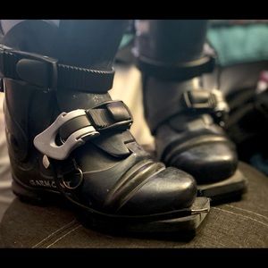 Garamond Veloce Telemark ski boots/women’s